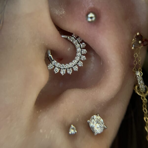 Crest daith clicker