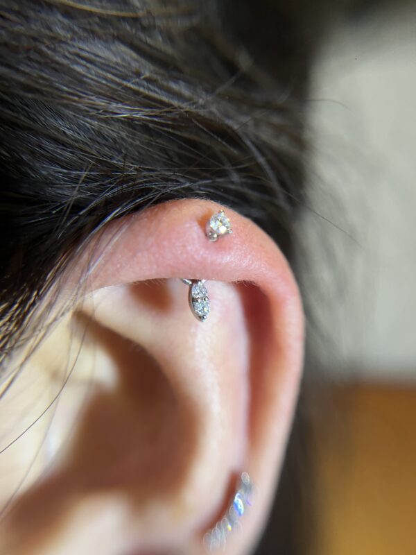 Double diamond eye charm