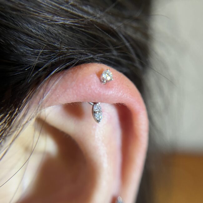 Double diamond eye charm