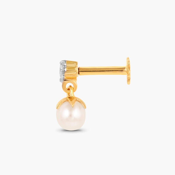 Pearl dangler