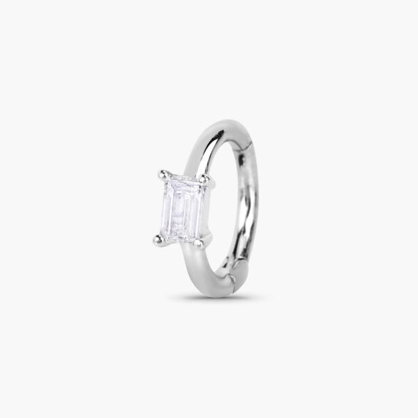 Single diamond baguette clicker