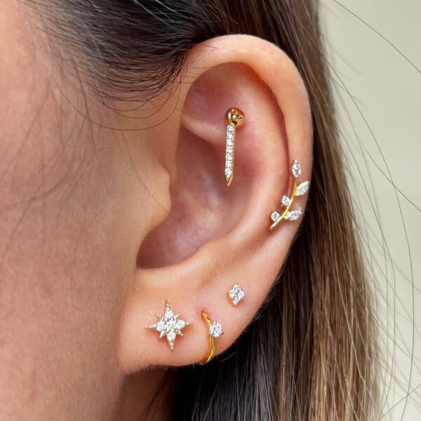 Single diamond seamless clicker